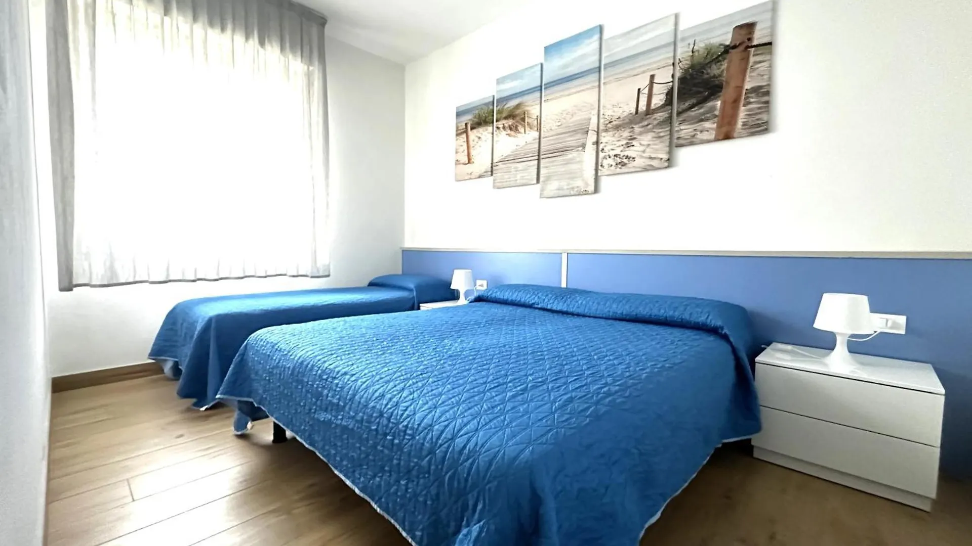 Villaggio Azzurro Plus بيبيوني